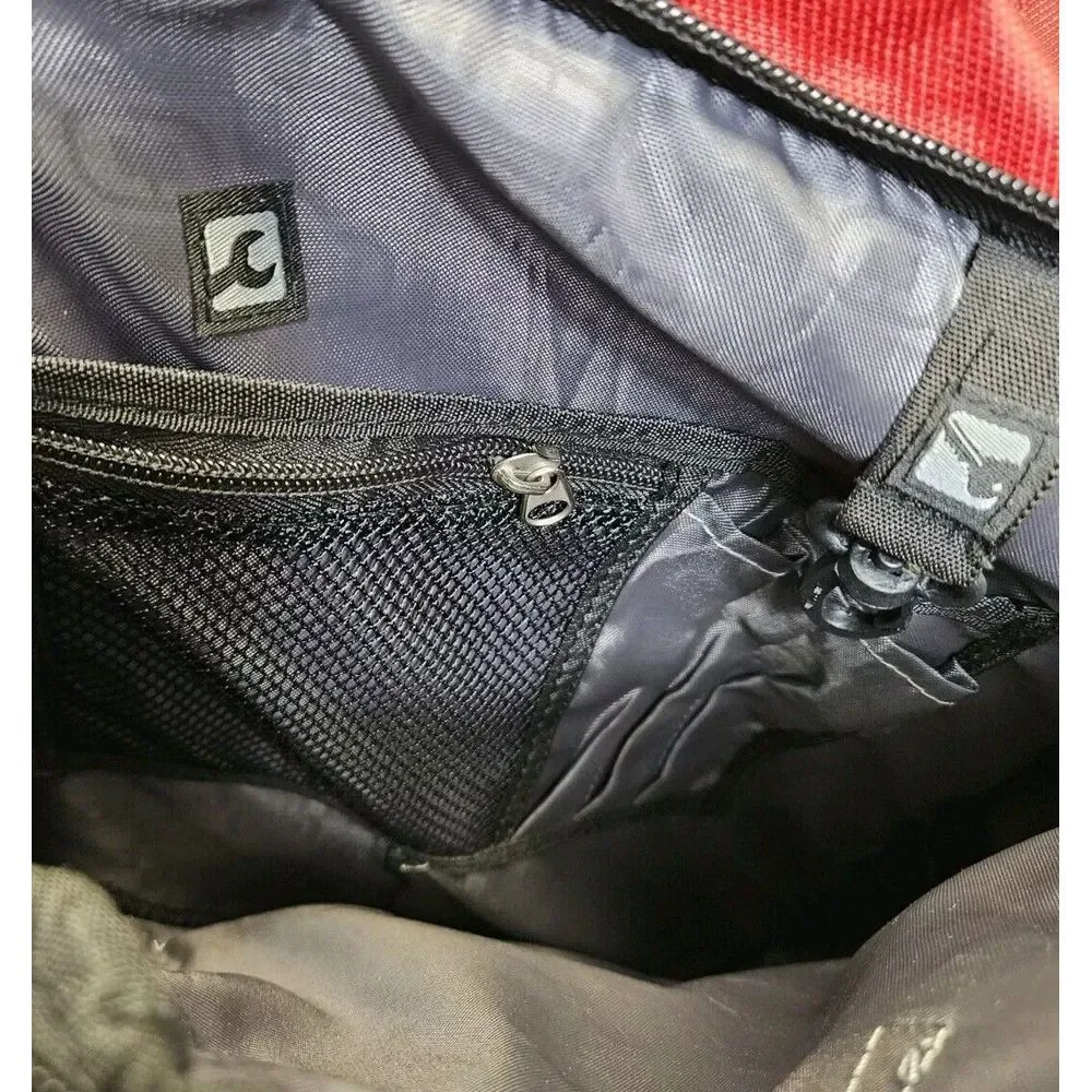 Ogio Marshall 16